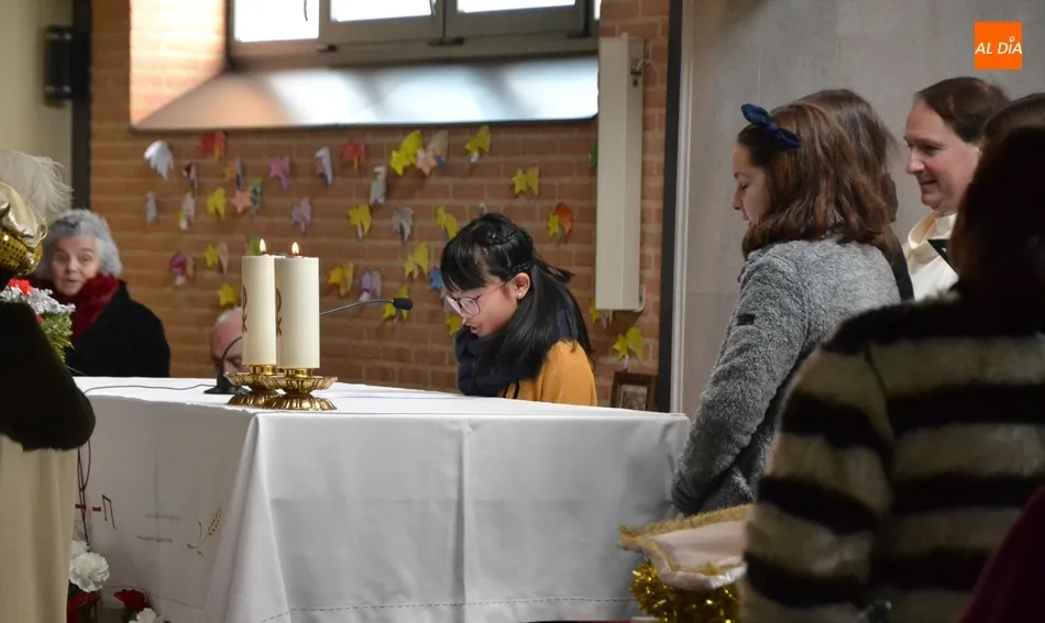 Foto 2 - La Parroquia de El Salvador escenifica el bel&eacute;n viviente  