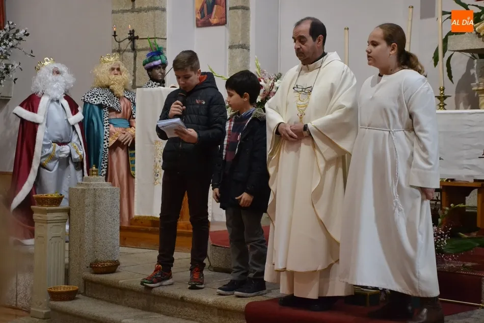 Foto 4 - Los Reyes Magos invitan a adorar al Ni&ntilde;o Jes&uacute;s en San Crist&oacute;bal  
