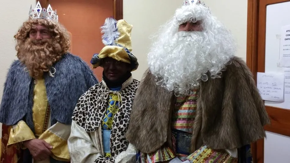 Foto 5 - Melchor, Gaspar y Baltasar llegan cargados de regalos a Sobradillo  