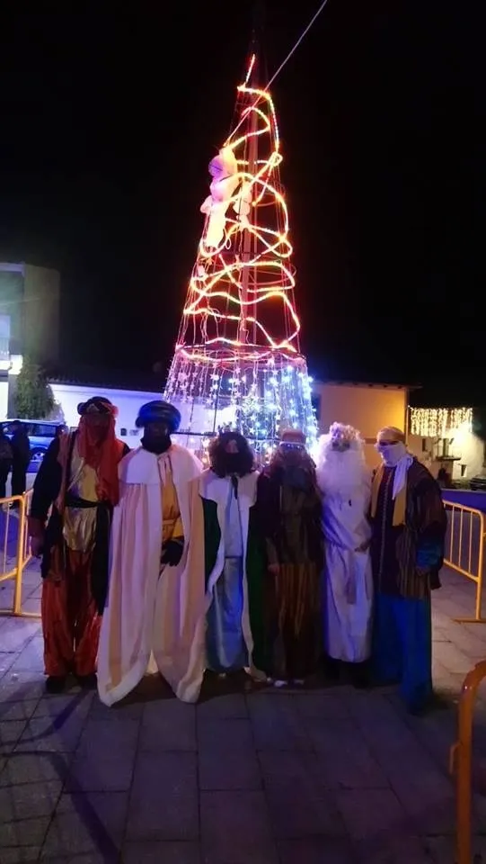 Foto 9 - Completo tour de los Reyes Magos por los Agadones  