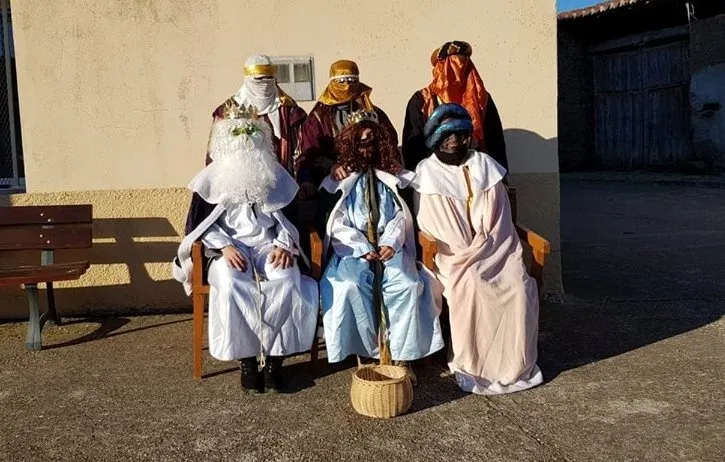 Foto 2 - Completo tour de los Reyes Magos por los Agadones  