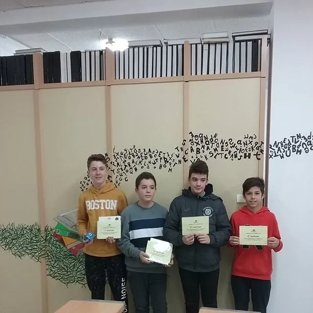 Foto 4 - As&iacute; se fueron de vacaciones de Navidad los coles de la comarca  