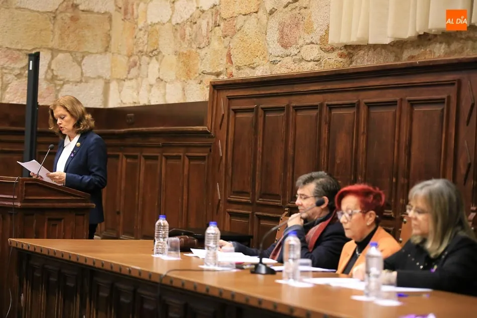 Foto 2 - El feminismo se moviliza contra &ldquo;los repugnantes argumentos&rdquo; de Vox sobre la violencia de...
