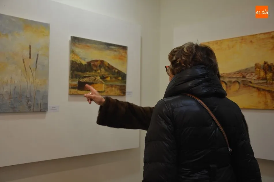Foto 2 - &lsquo;Mirada en ocre&rsquo;, la deliciosa&nbsp;percepci&oacute;n del color de M&ordf; Isabel &Aacute;lvarez Gallego  