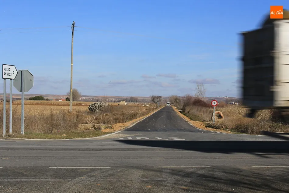 Foto 3 - Una inversi&oacute;n de 178.000 euros facilita la movilidad de los vecinos de Nuevo Amatos