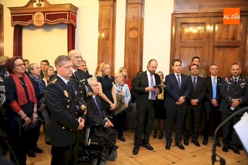 Foto 9 - Luis Jes&uacute;s Esteban Leza&uacute;n se convierte en el nuevo comisario de la Polic&iacute;a Nacional de Salamanca