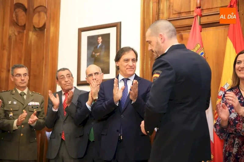 Foto 6 - Luis Jes&uacute;s Esteban Leza&uacute;n se convierte en el nuevo comisario de la Polic&iacute;a Nacional de Salamanca