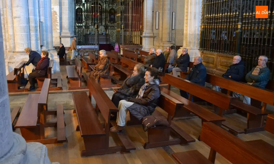 Foto 5 - Arranca con pocos fieles en un novedoso horario matinal la Novena de San Sebasti&aacute;n  
