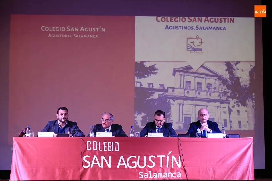 Foto 3 - &ldquo;Conviene cuidar la Constituci&oacute;n, empezando por sus cimientos, la unidad de la naci&oacute;n...
