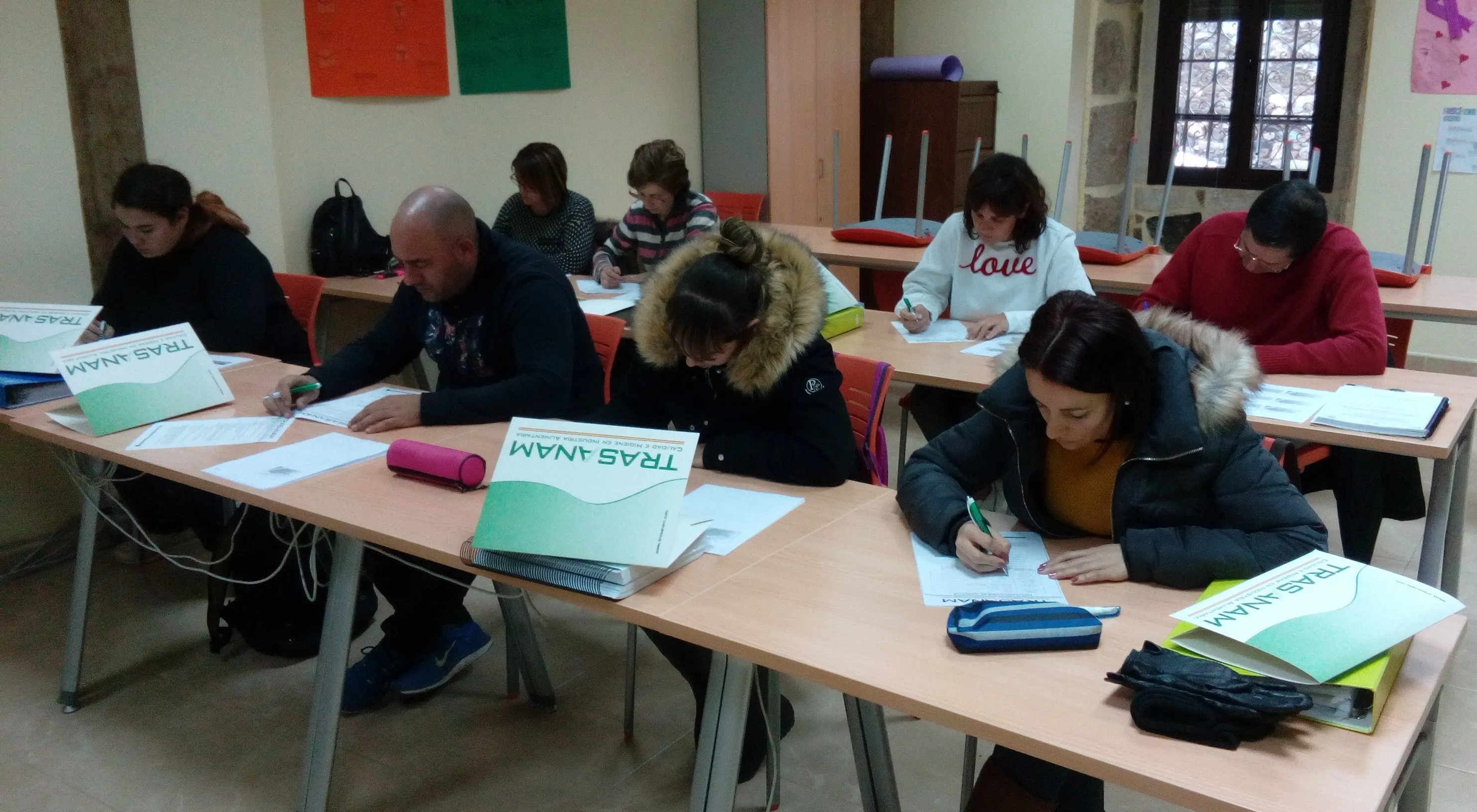 Los alumnos de ‘Alto Águeda Sociosanitaria III’ superan un examen de manipulador de alimentos  