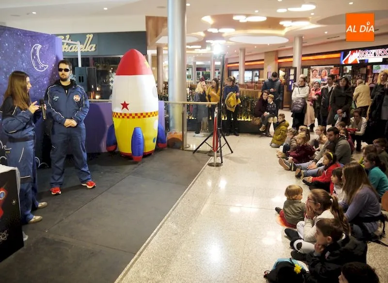 Momento de la inauguración de la escuela de astronautas