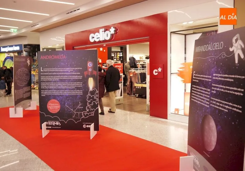 Foto 6 - El Centro Comercial El Tormes inaugura su propia escuela de astronautas