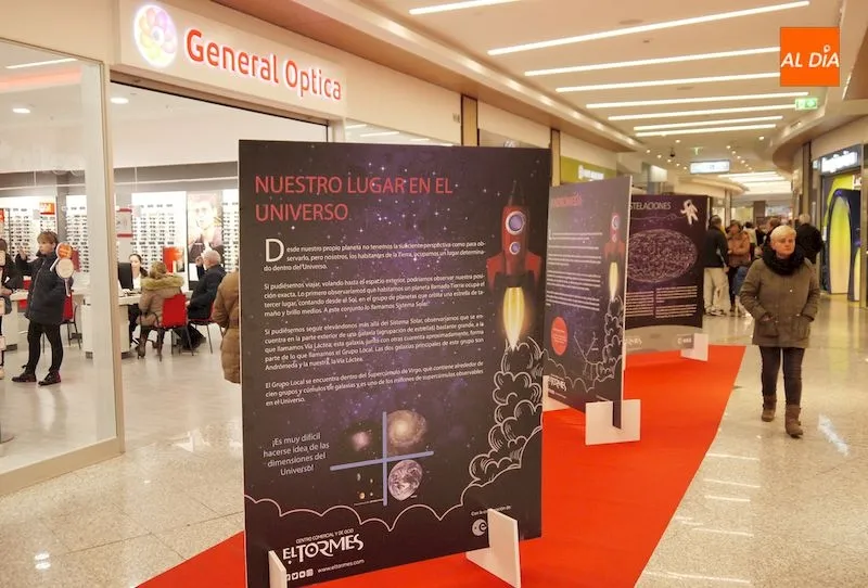 Foto 5 - El Centro Comercial El Tormes inaugura su propia escuela de astronautas