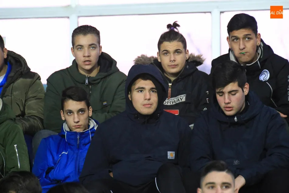 Foto 4 - El Santa Marta cae por la m&iacute;nima frente al Real Valladolid (0-1)