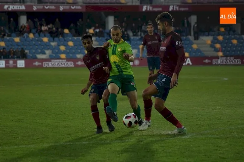 Foto 7 - SuperMolina sostiene a Unionistas de Salamanca en Pasar&oacute;n (0-0)