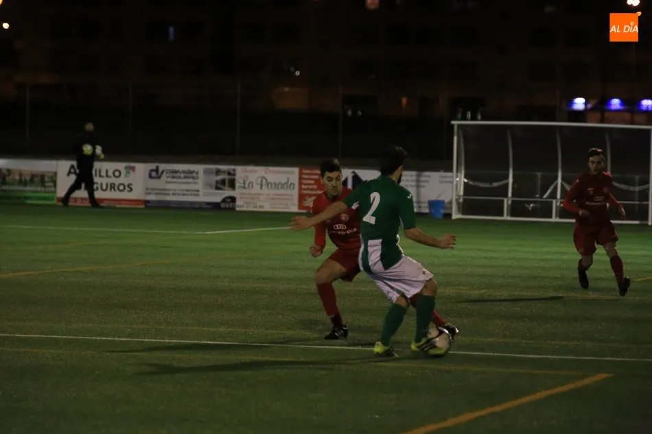 Foto 7 - Cara y cruz en el final de la primera vuelta para los equipos salmantinos