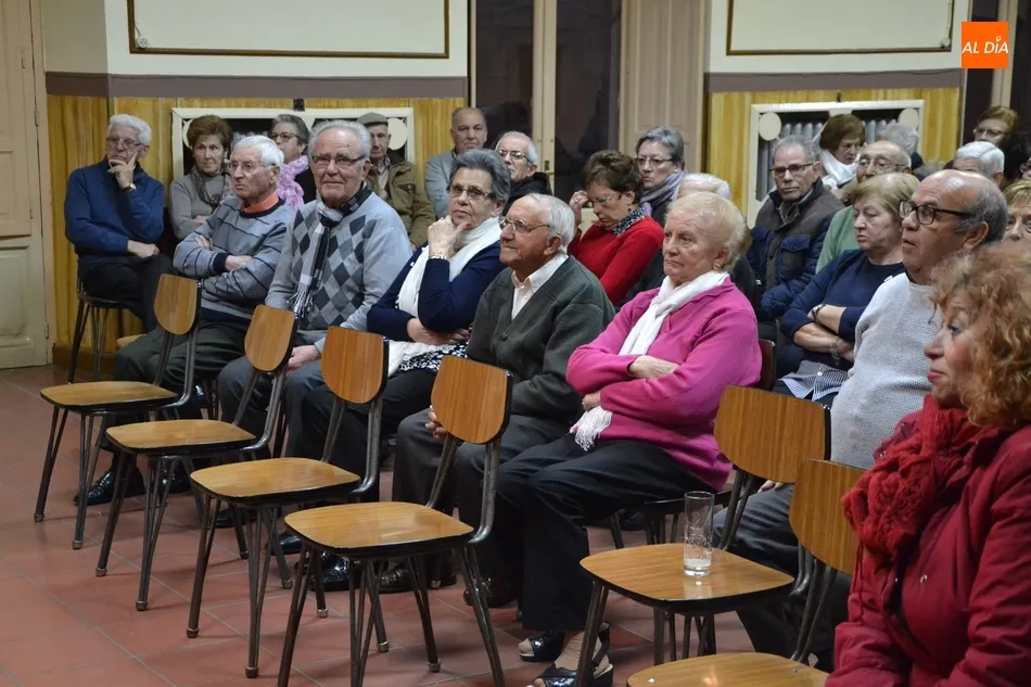 Foto 11 - El Porvenir define en su Asamblea c&oacute;mo vivir&aacute; el pr&oacute;ximo Carnaval  