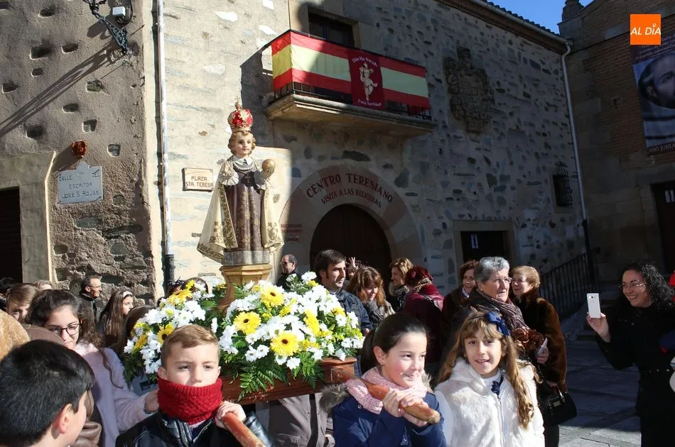 Los niños albenses fueron una vez más los protagonistas de la Fiesta del Niño Jesús de Praga