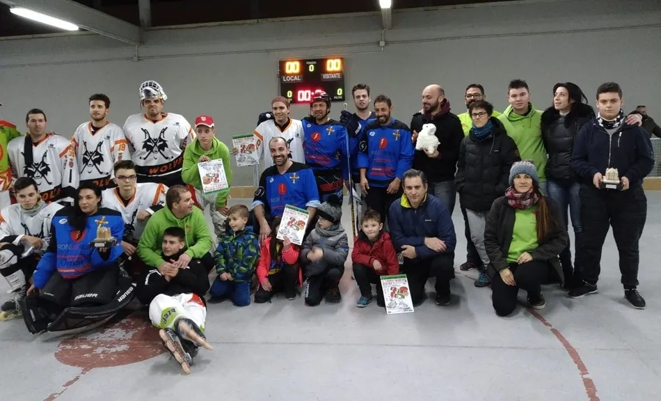 Foto 5 - Ajetreado fin de semana para los equipos de hockey de Farinatos Roleros  