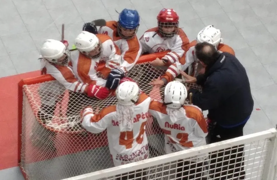 Foto 2 - Ajetreado fin de semana para los equipos de hockey de Farinatos Roleros  