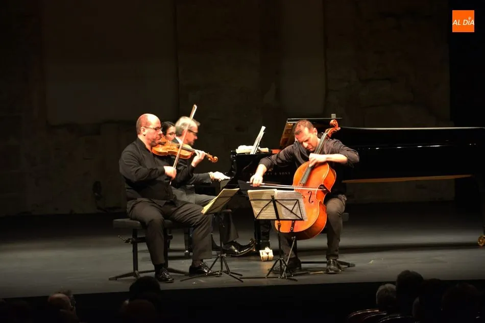 Foto 8 - Ensemble 442, variedad y versatilidad en el Teatro Liceo  