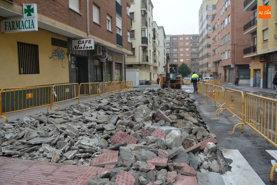 Foto 4 - Las mejoras en Garrido contin&uacute;an en las calles Miguel de Unamuno, Bartolom&eacute; Ruiz y Juan de la...