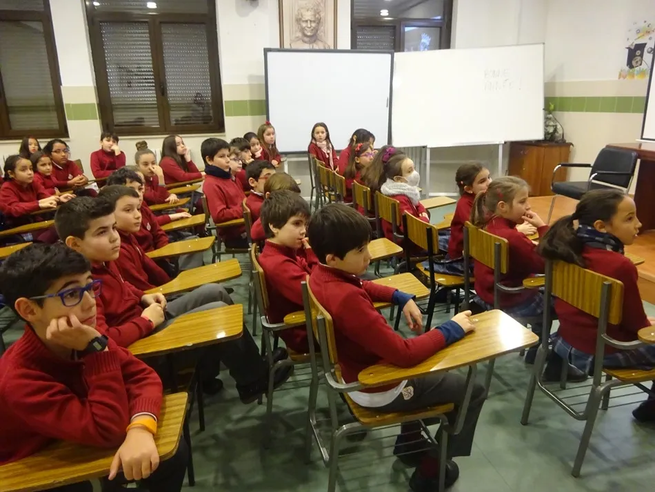 Foto 5 - El colegio San Juan Bosco promueve charlas sobre el Servicio de Emergencias 112