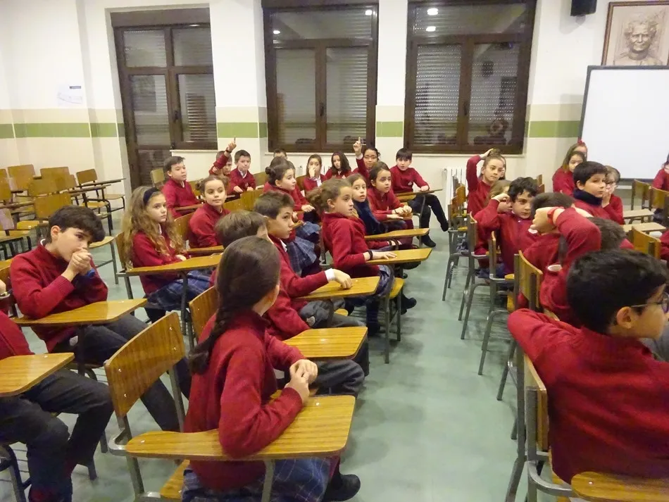 Foto 4 - El colegio San Juan Bosco promueve charlas sobre el Servicio de Emergencias 112