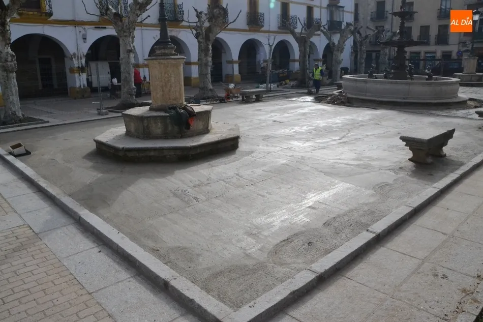 Foto 4 - La arena ya es historia en la Plazuela del Buen Alcalde  