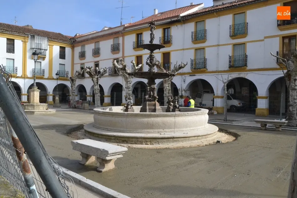 Foto 5 - La arena ya es historia en la Plazuela del Buen Alcalde  
