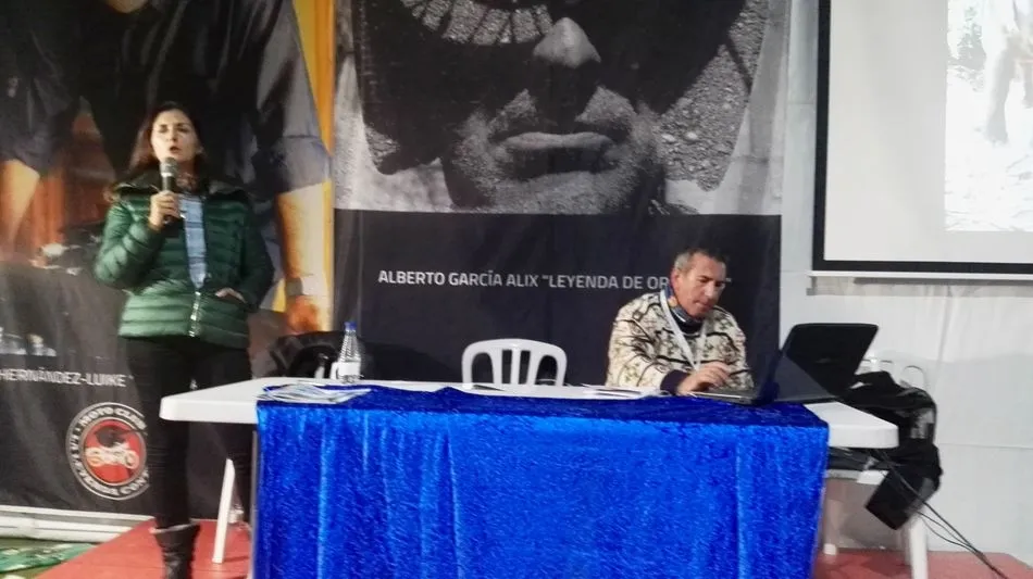 Conchi Cosme y Jaime Núñez durante la conferencia en Cantalejo