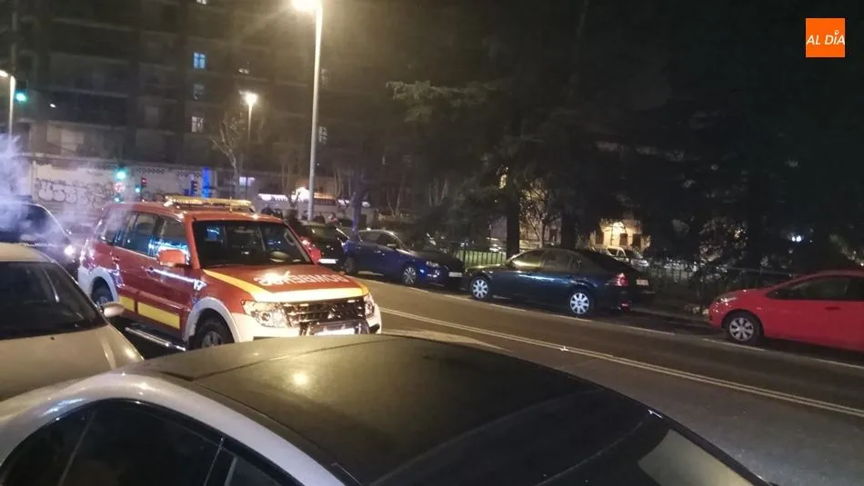 Foto 2 - Sofocado un incendio en el bajo de un edificio de la avenida de Portugal