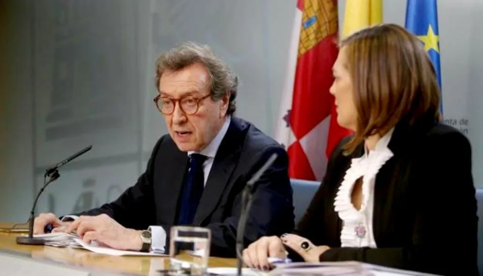 El vicepresidente de la Junta y consejero de la Presidencia, José Antonio de Santiago-Juárez