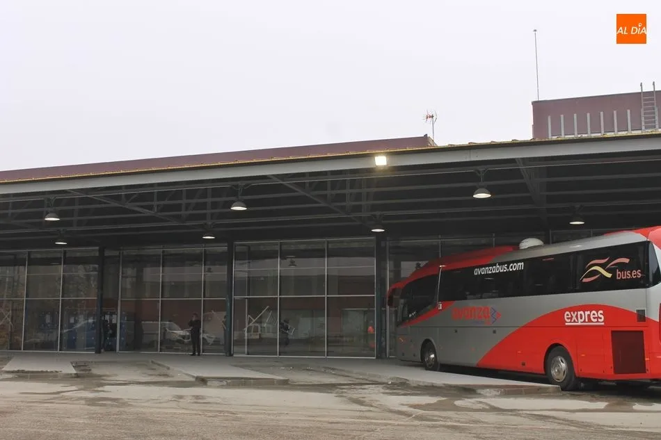 Foto 5 - La reforma de la estaci&oacute;n de autobuses comienza a dejar entrever su nueva imagen