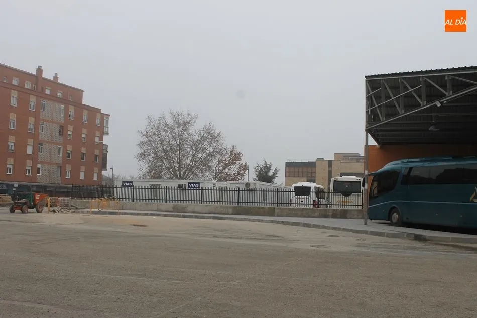 Foto 2 - La reforma de la estaci&oacute;n de autobuses comienza a dejar entrever su nueva imagen