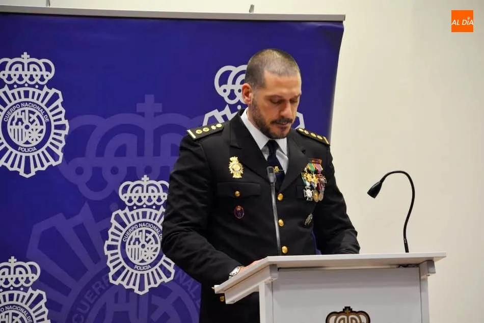Foto 3 - La Polic&iacute;a Nacional concede 13 condecoraciones al M&eacute;rito y Dedicaci&oacute;n