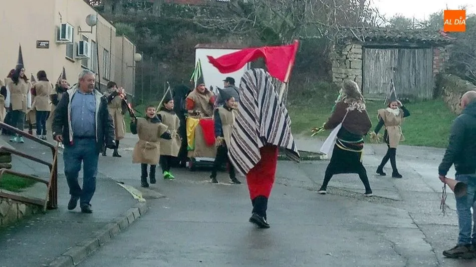 Los más pequeños correrán tras la Urga y el Judas por las calles de Aldeadávila / Archivo