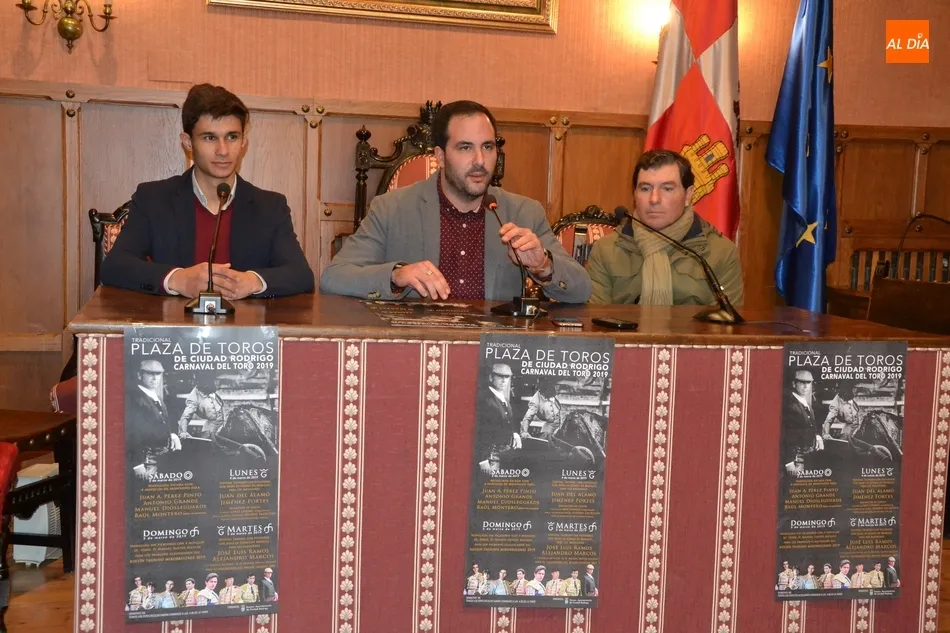Foto 3 - Jim&eacute;nez Fortes, estrella y &uacute;nico for&aacute;neo en unos carteles en los que reaparece Jos&eacute; Luis Ramos  