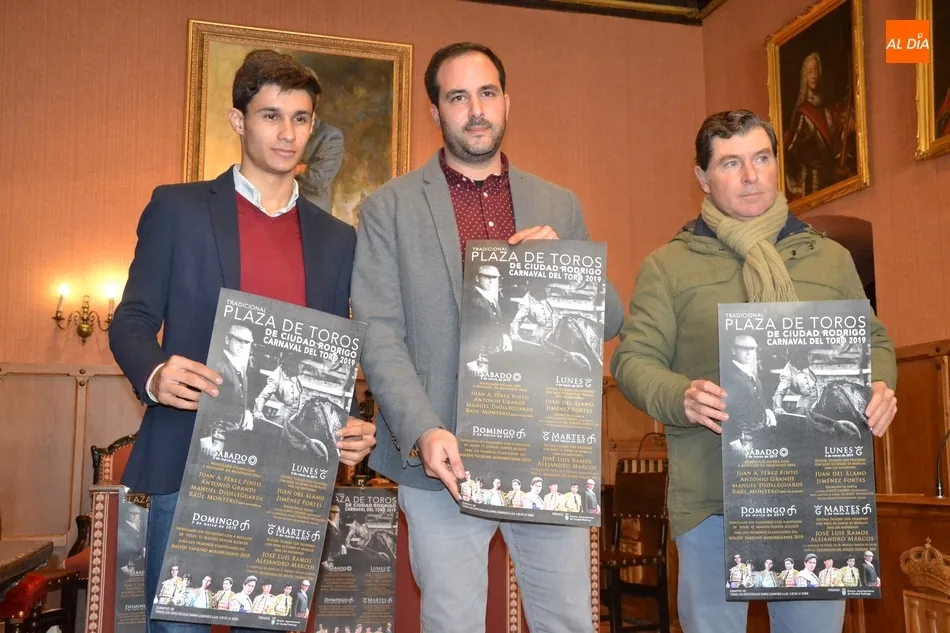 Foto 2 - Jim&eacute;nez Fortes, estrella y &uacute;nico for&aacute;neo en unos carteles en los que reaparece Jos&eacute; Luis Ramos  