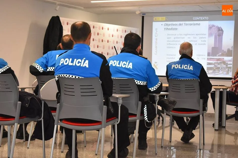 El nuevo agente completará la plantilla de la Policía Local que tiene actualmente 9 agentes