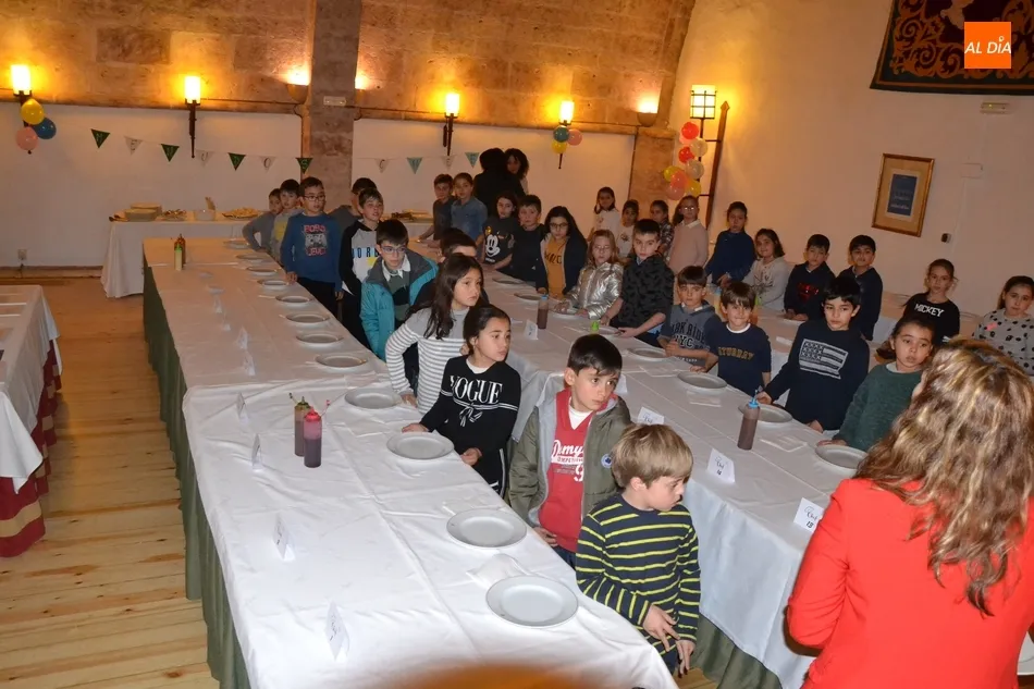 Foto 11 - Los ni&ntilde;os mirobrigenses muestran en el Parador su pasi&oacute;n por la cocina  