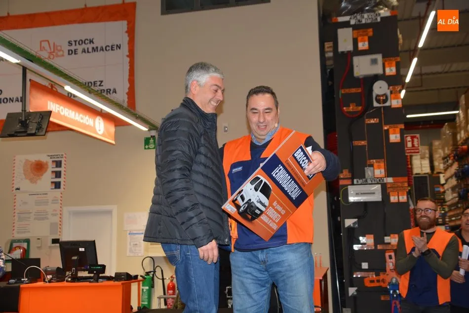 Foto 11 - Bricomart se presenta a los profesionales en la cuenta atr&aacute;s para su inauguraci&oacute;n