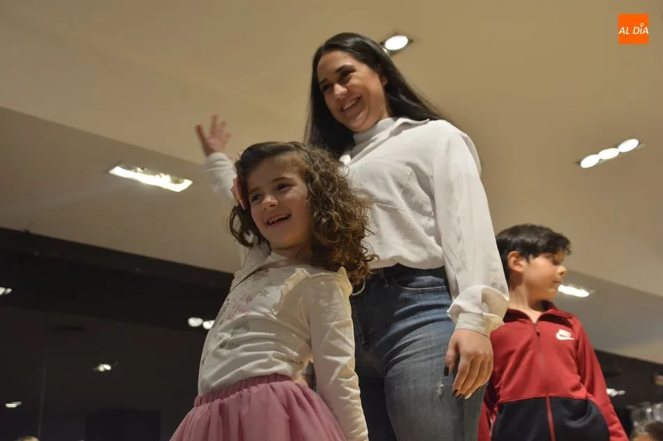 Foto 10 - El &lsquo;Pequedesfile&rsquo; inunda la pasarela de solidaridad con Pyfano