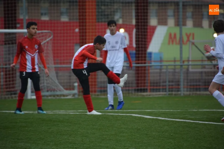 Foto 3 - Resultados, clasificaciones e im&aacute;genes del f&uacute;tbol base provincial