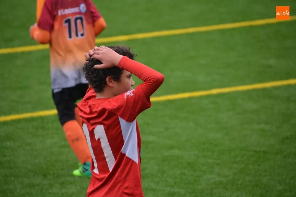 Foto 2 - Resultados, clasificaciones e im&aacute;genes del f&uacute;tbol base provincial