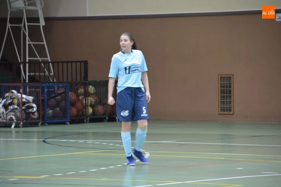 Foto 5 - La USAL y el Malag&oacute;n FS se reparten los puntos en un festival de goles (7-7)