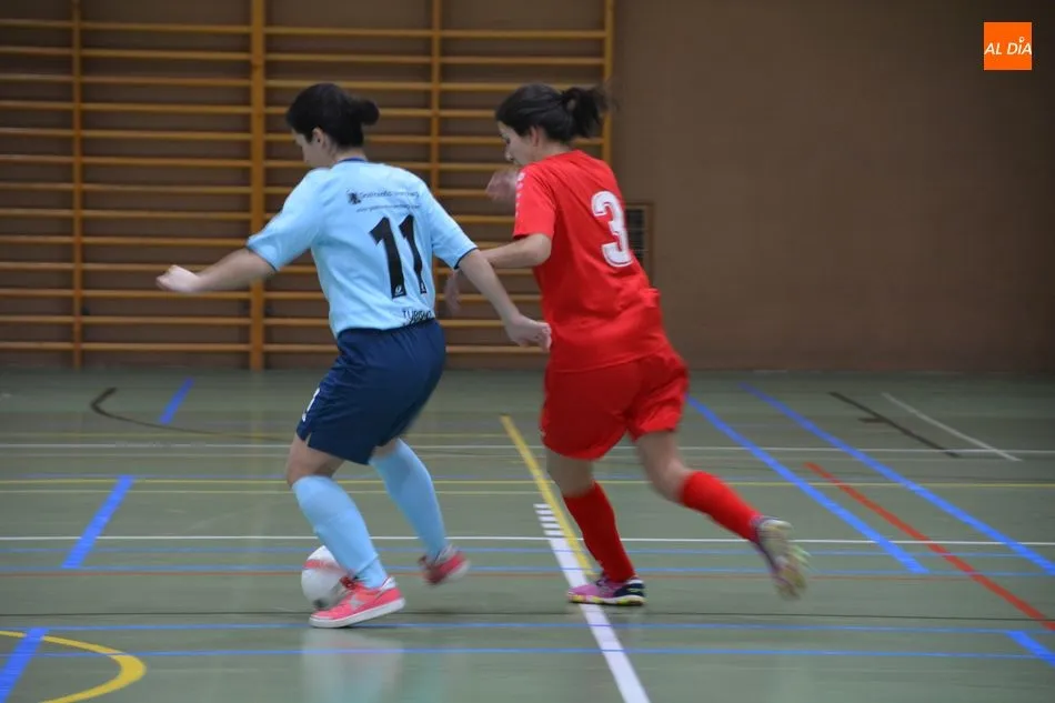 Foto 3 - La USAL y el Malag&oacute;n FS se reparten los puntos en un festival de goles (7-7)