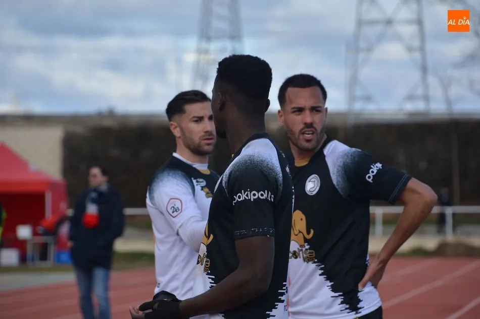 Foto 6 - Unionistas deslumbra con un aut&eacute;ntico partidazo ante Las Palmas B en su vuelta a casa (3-0)