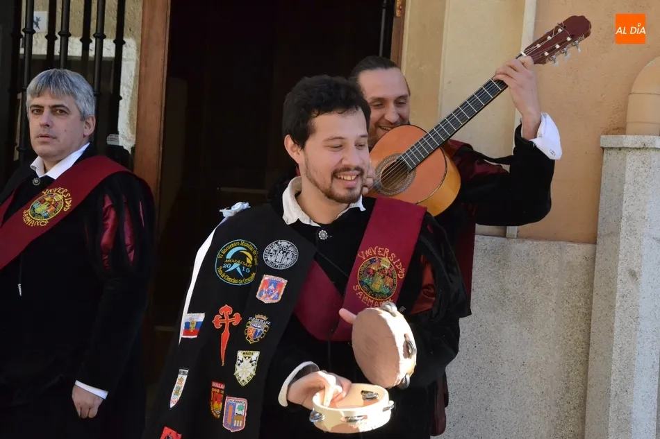 Foto 5 - Hasta la tuna participa en el d&iacute;a grande en honor a San Sebasti&aacute;n, que tuvo dos estrenos de...