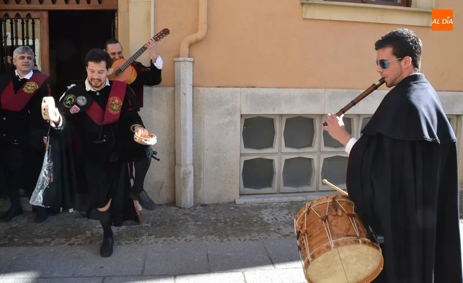 Foto 4 - Hasta la tuna participa en el d&iacute;a grande en honor a San Sebasti&aacute;n, que tuvo dos estrenos de...